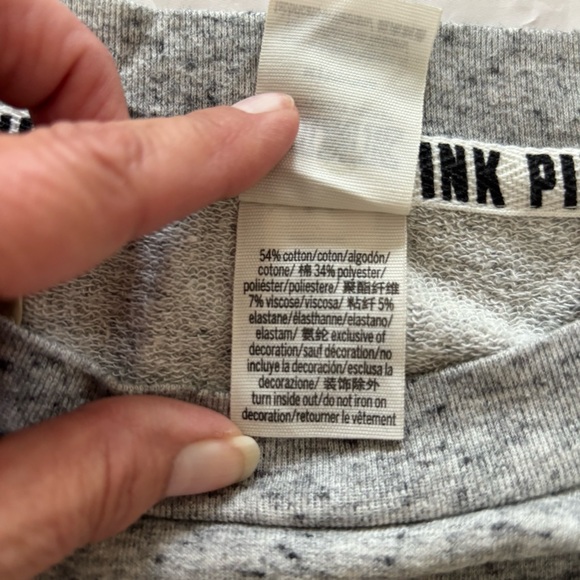 NWOT PINK Victoria’s Secret Heather Gray Sweatshirt logo Stripe Sleeve SZ M - Picture 9 of 12